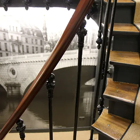 Western Opera Drouot מלון פריז