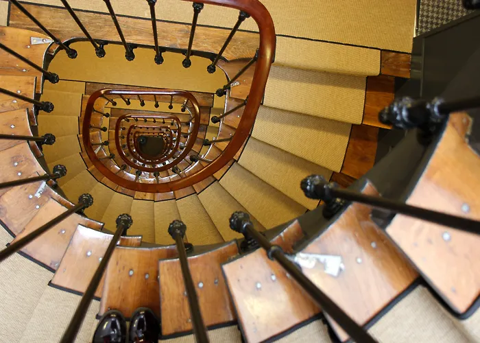 ベスト ウェスタン オペラ ドルーオ