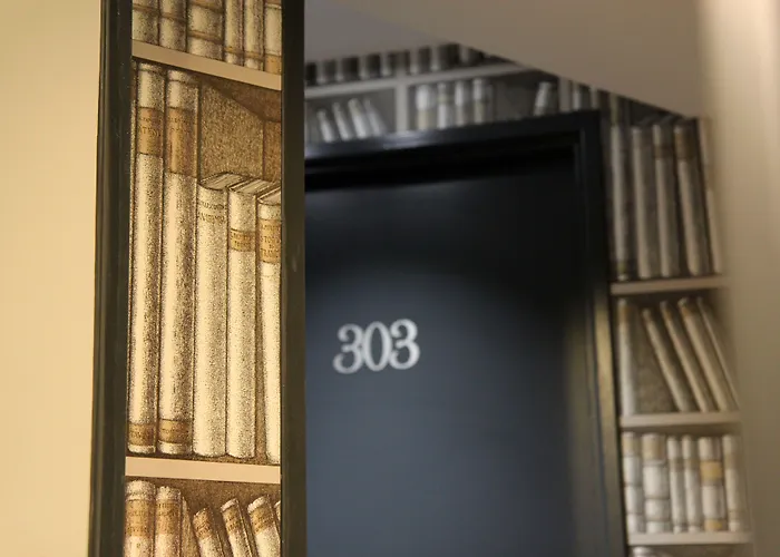 ベスト ウェスタン オペラ ドルーオ ホテル 3*